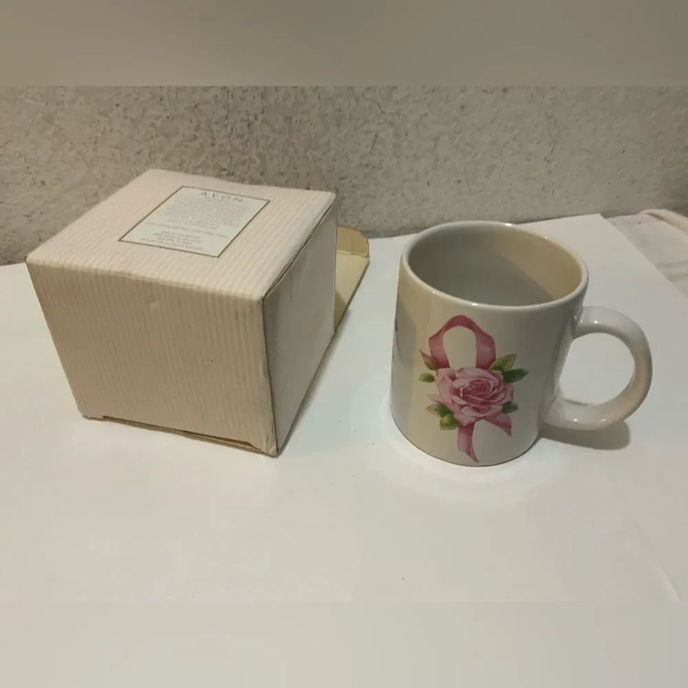 VTG 1997 Avon Breast Cancer Awareness Crusade Pink Ribbon With Rose Mug